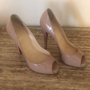 Christian Louboutin Nude Very Prive Size 37